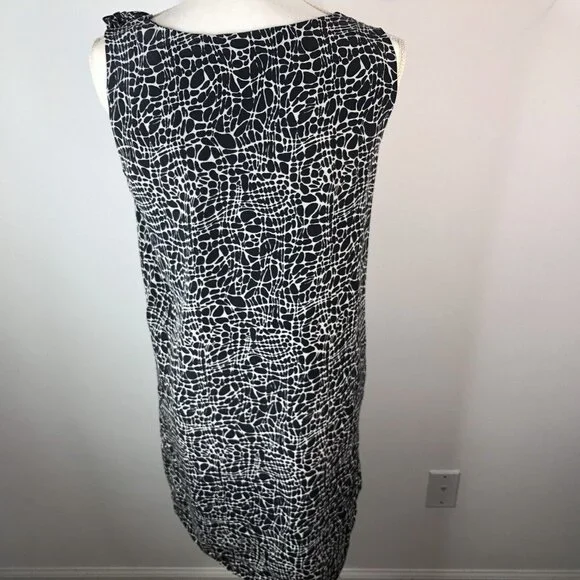 Kenneth Cole Womens Silk Dress Sz 8 Shift Black White Ruffle Sleeveless Modest - Picture 5 of 9